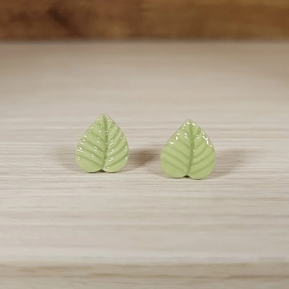 Hand Crafted Jewelry - 🔥LAST PAIR🔥 Ceramic Leaf Stud Earrings